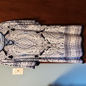 Sandra Darren 1x blue and white dress